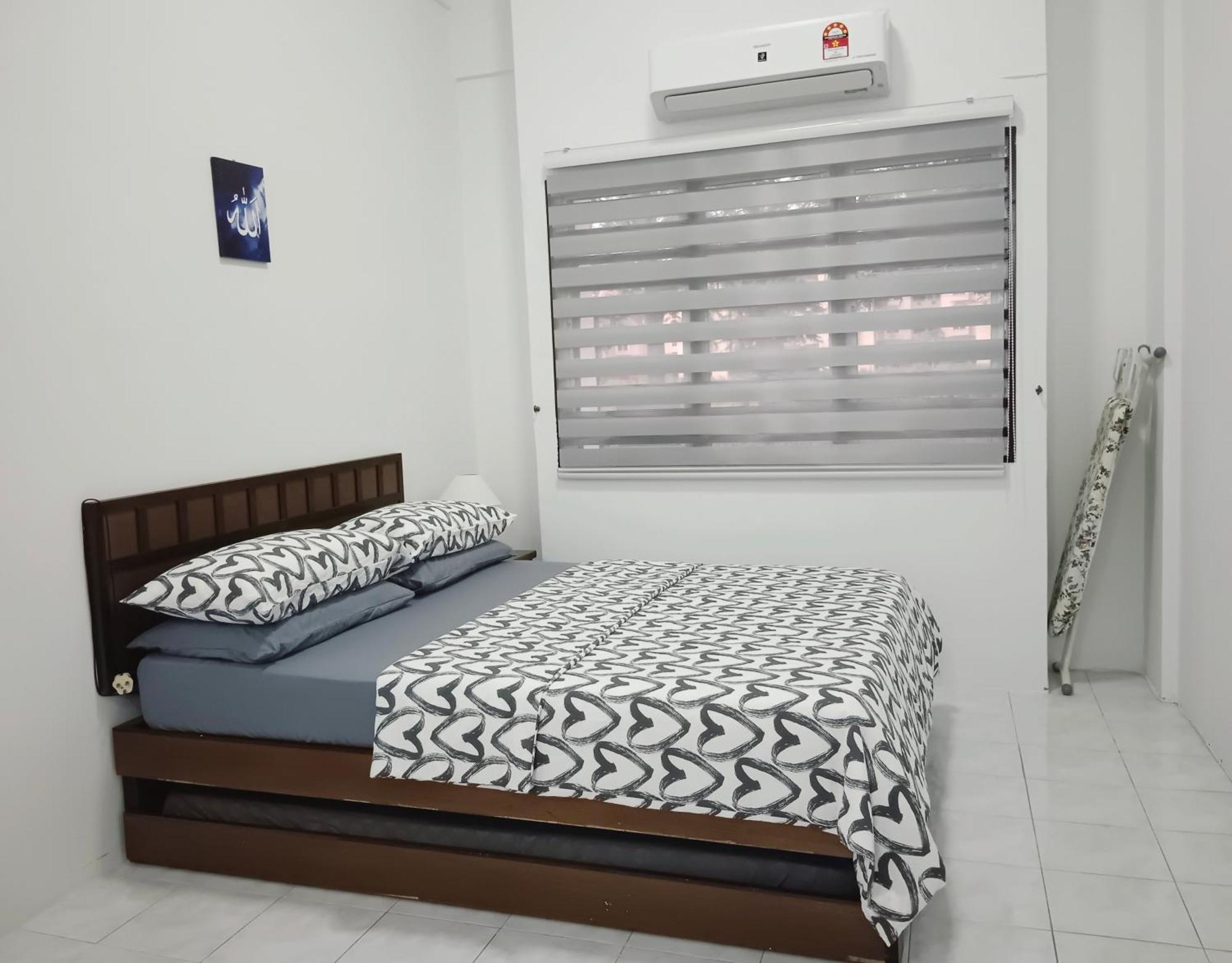 Yussal Homestay Simpang Ampat Semanggol ภายนอก รูปภาพ